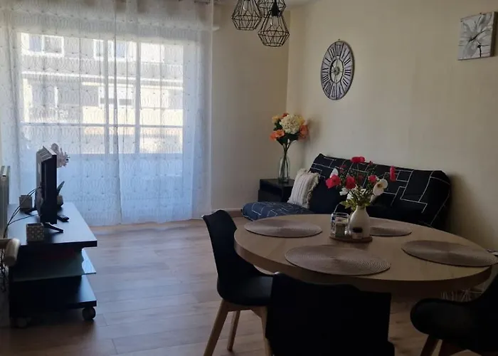 T2 Proche De La Calme Апартаменты